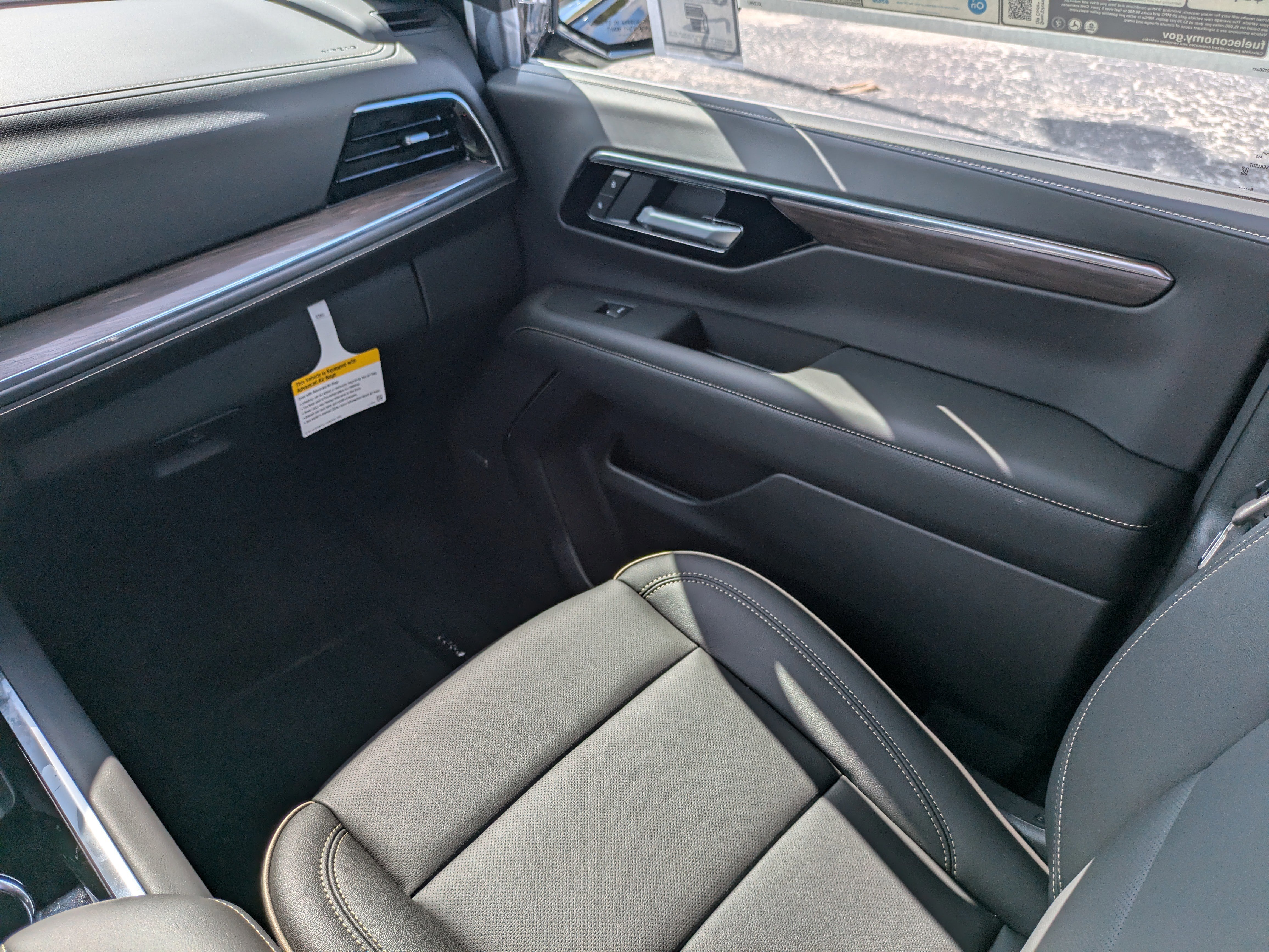 New 2026 Chevrolet Tahoe Premier image 16