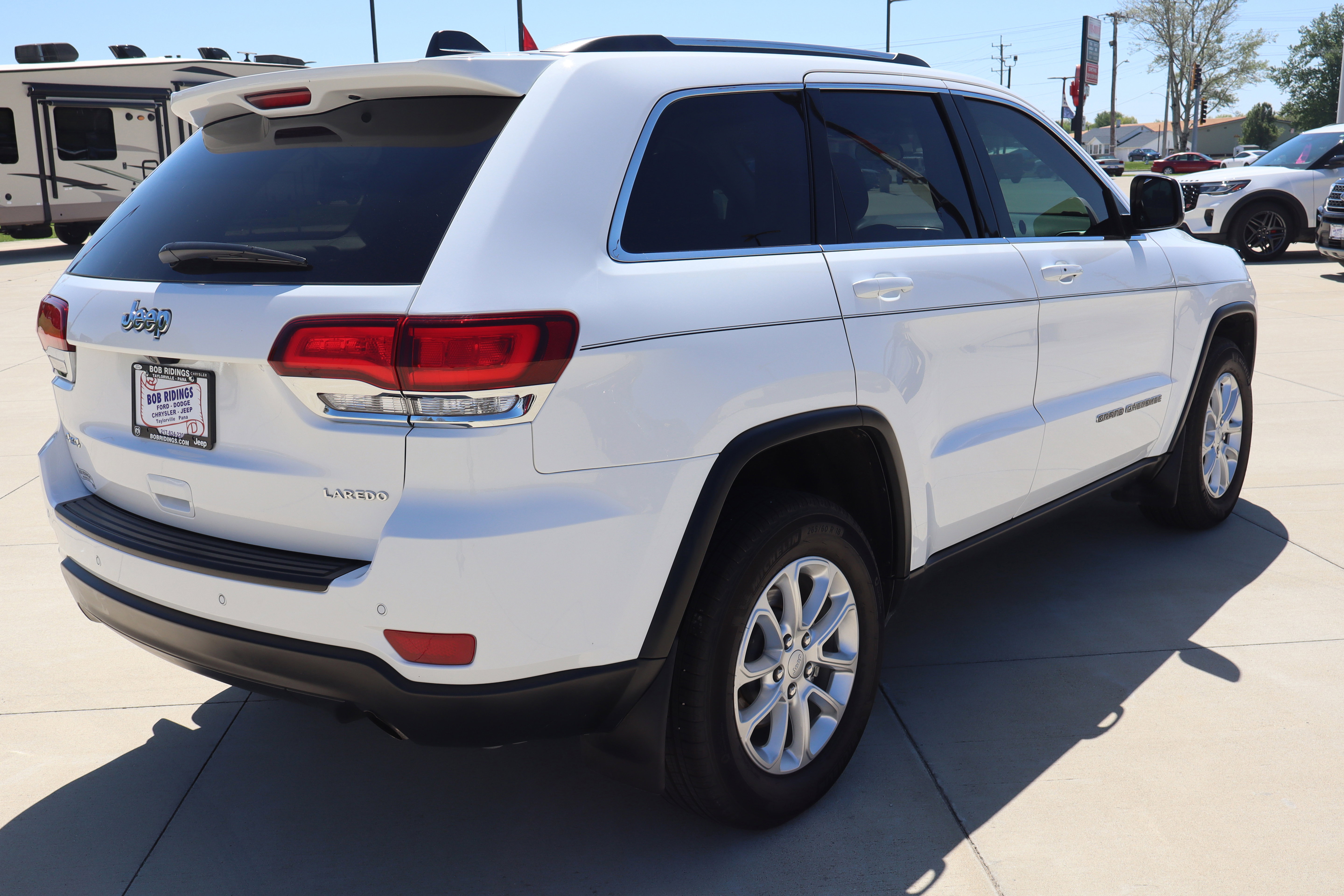 Used 2021 Jeep Grand Cherokee Laredo w/ Security & Convenience Group image 5