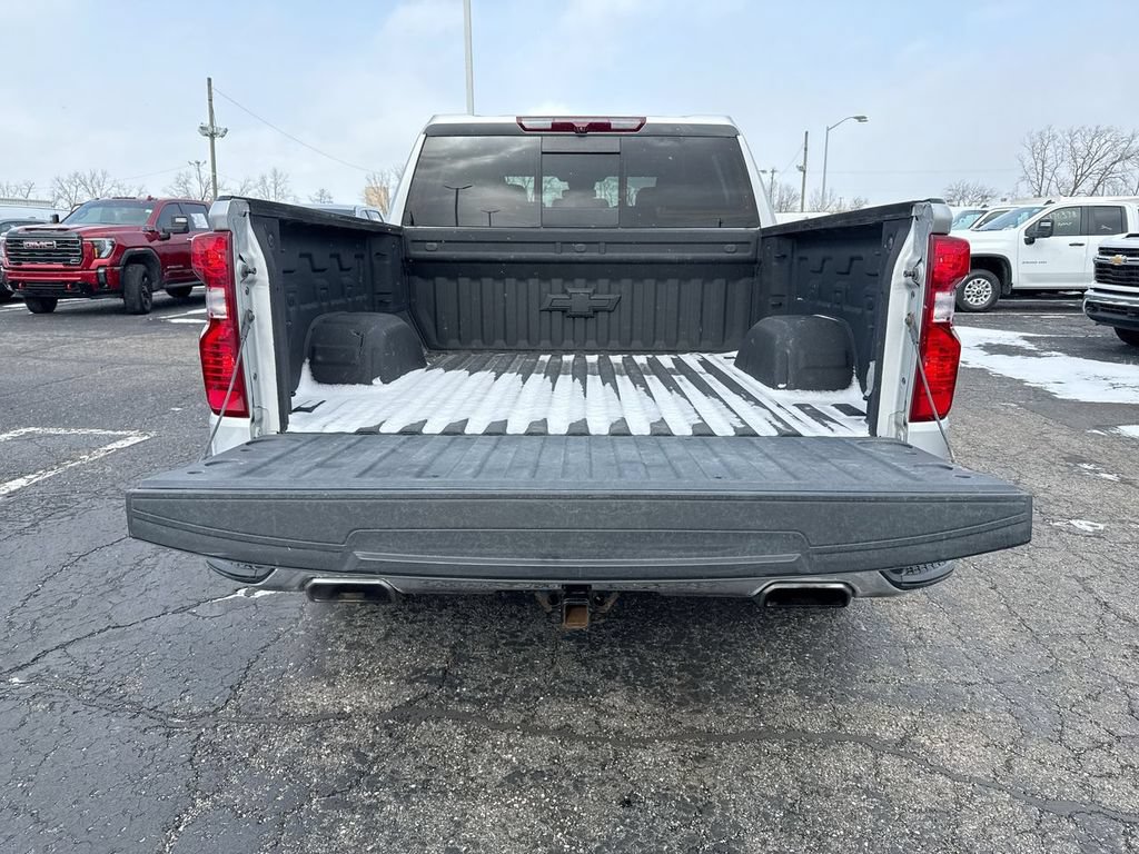 Used 2022 Chevrolet Silverado 1500 LT AWD/4WD image 24