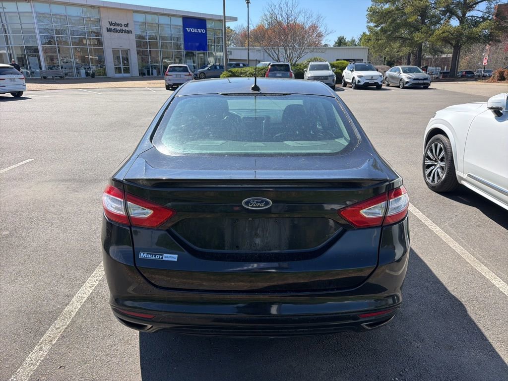 Used 2014 Ford Fusion Titanium FWD image 4