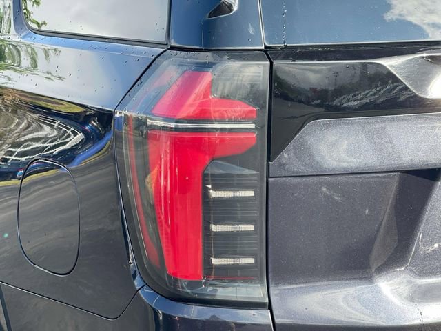 Used 2025 Chevrolet Tahoe LT AWD/4WD image 10