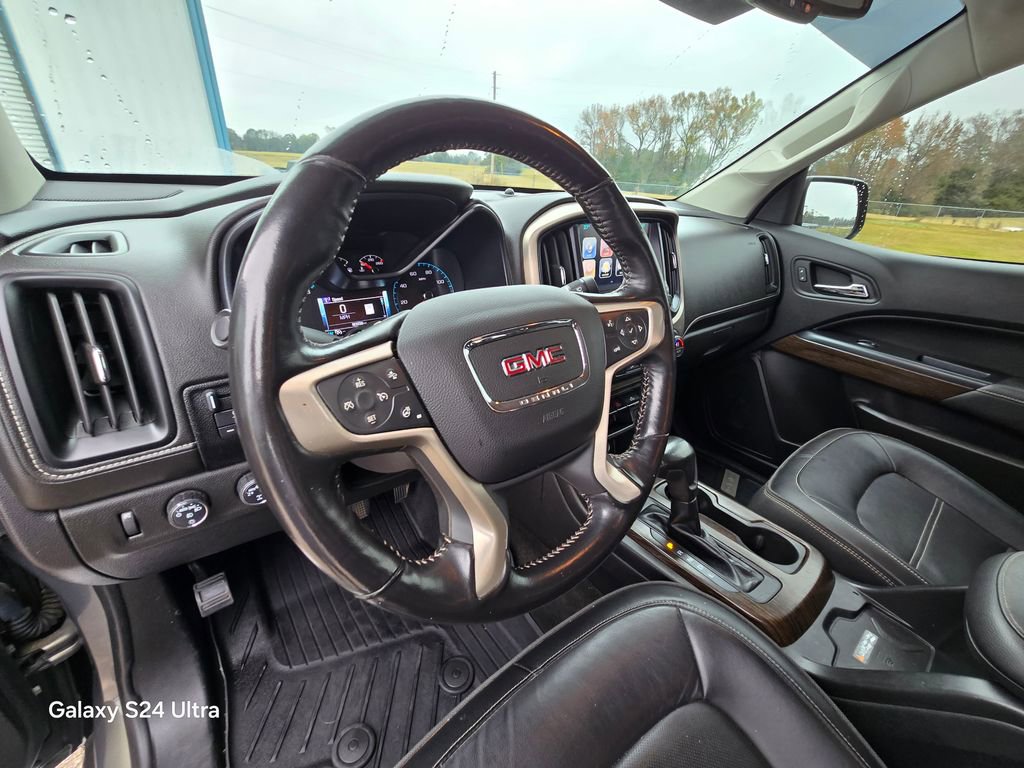 Used 2018 GMC Canyon Denali image 13