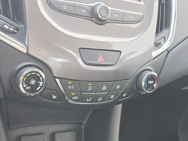 Used 2018 Chevrolet Cruze LT w/ Convenience Package image 23