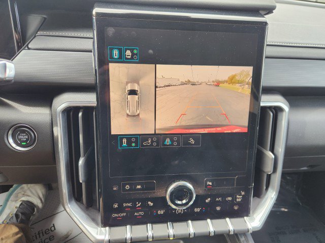 Used 2025 GMC Acadia Elevation image 45