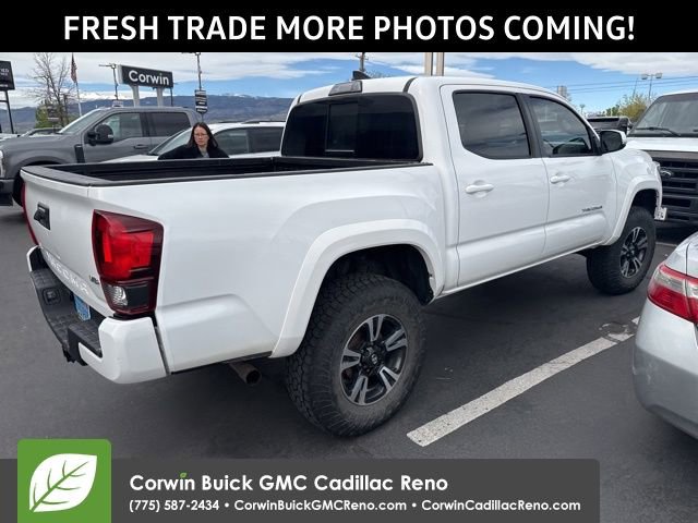 Used 2019 Toyota Tacoma TRD Sport w/ TRD Premium Sport Package image 3