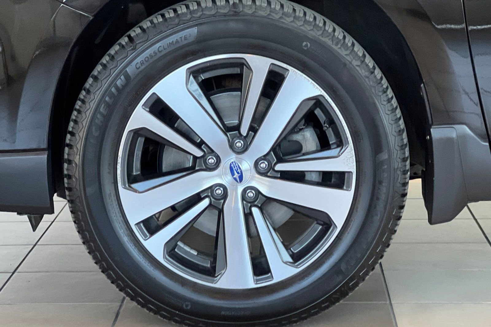 Used 2019 Subaru Outback 3.6R Limited AWD/4WD image 27