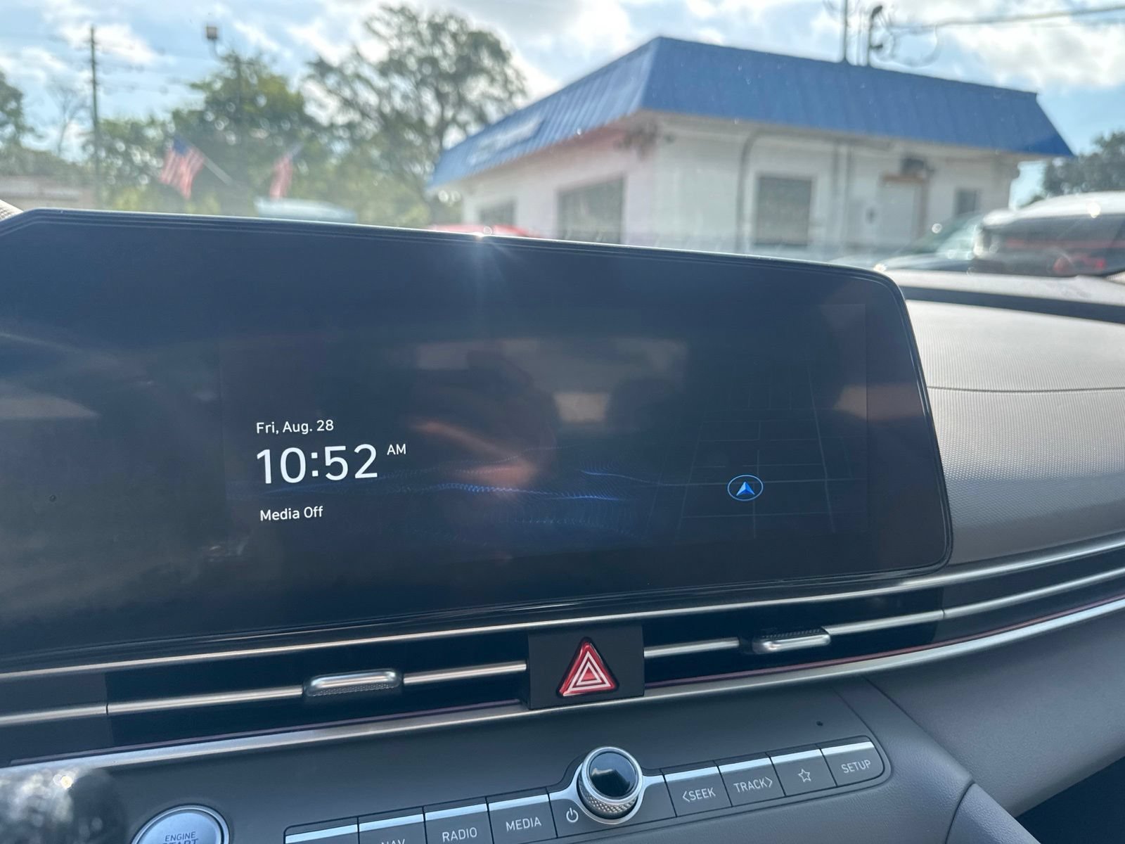 Used 2025 Hyundai Elantra SEL FWD image 28