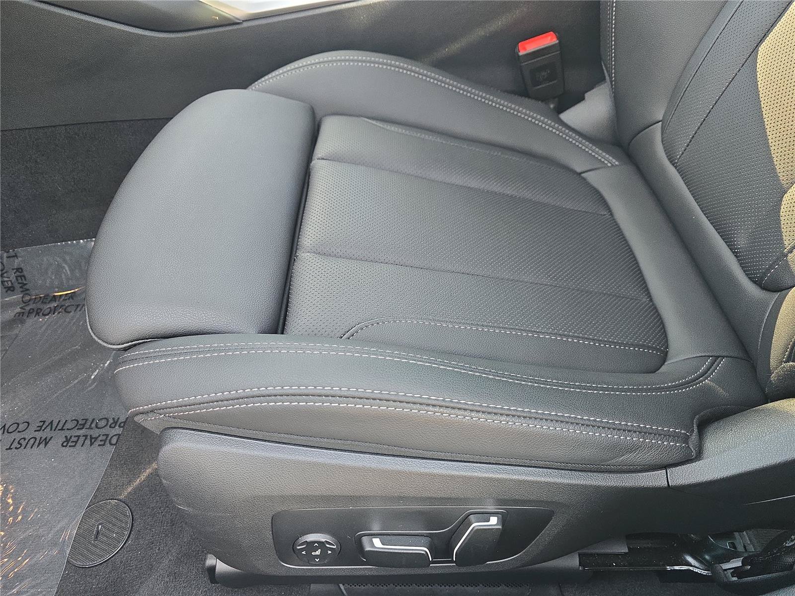 Used 2025 BMW M340i Sedan RWD image 12