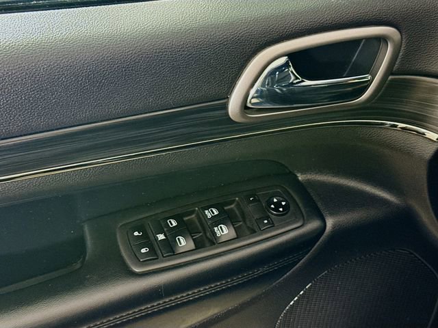 Used 2021 Jeep Grand Cherokee Limited X AWD/4WD image 18