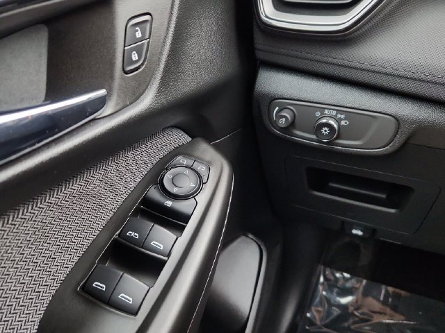 Used 2025 Chevrolet TrailBlazer LT AWD/4WD image 33