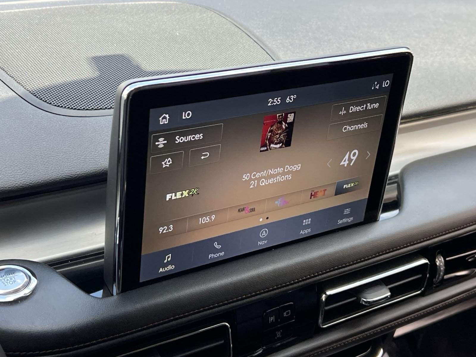 Used 2022 Lincoln Aviator AWD w/ Premium Package image 23