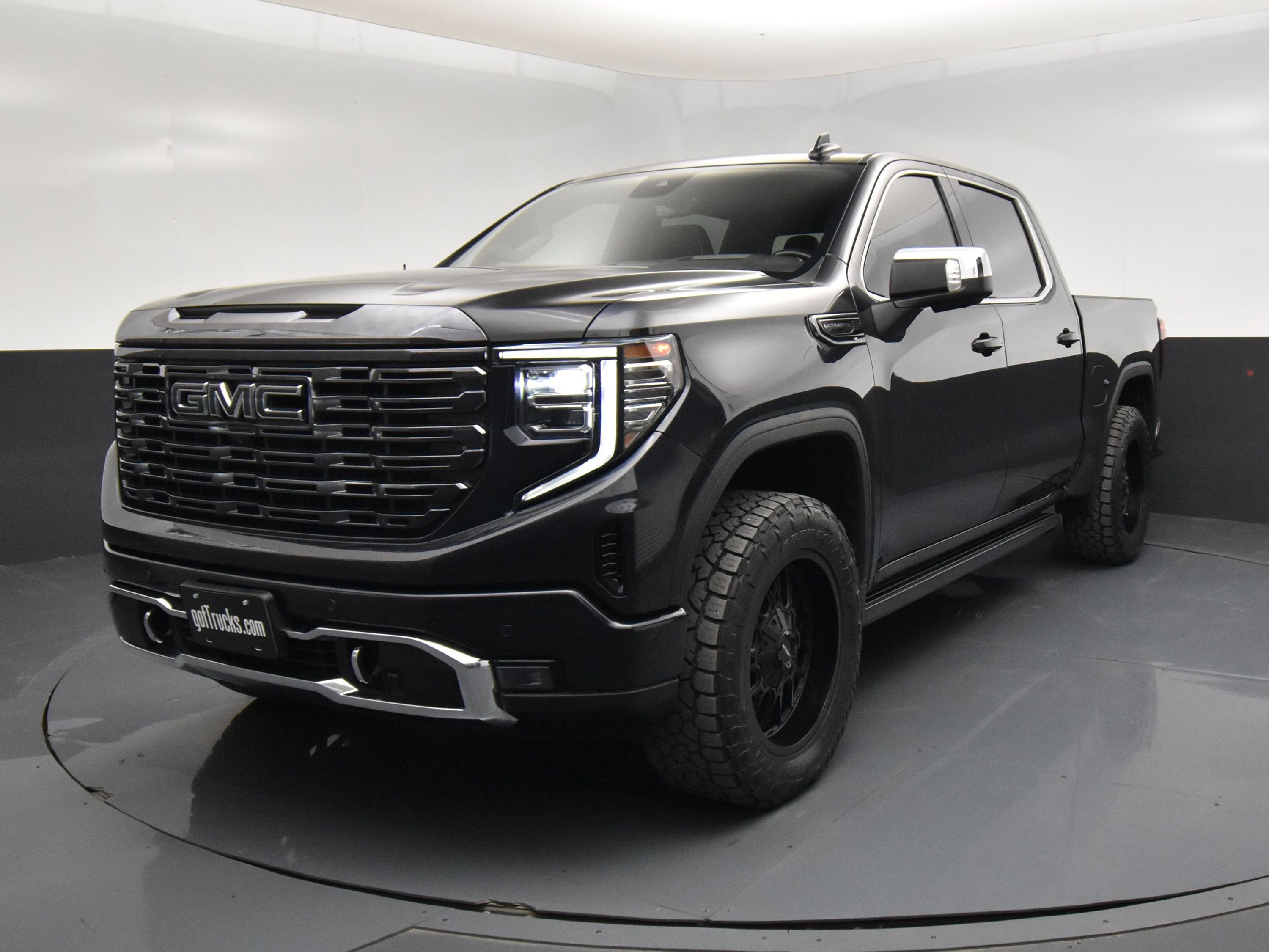 Used 2022 GMC Sierra 1500 Denali Ultimate image 2