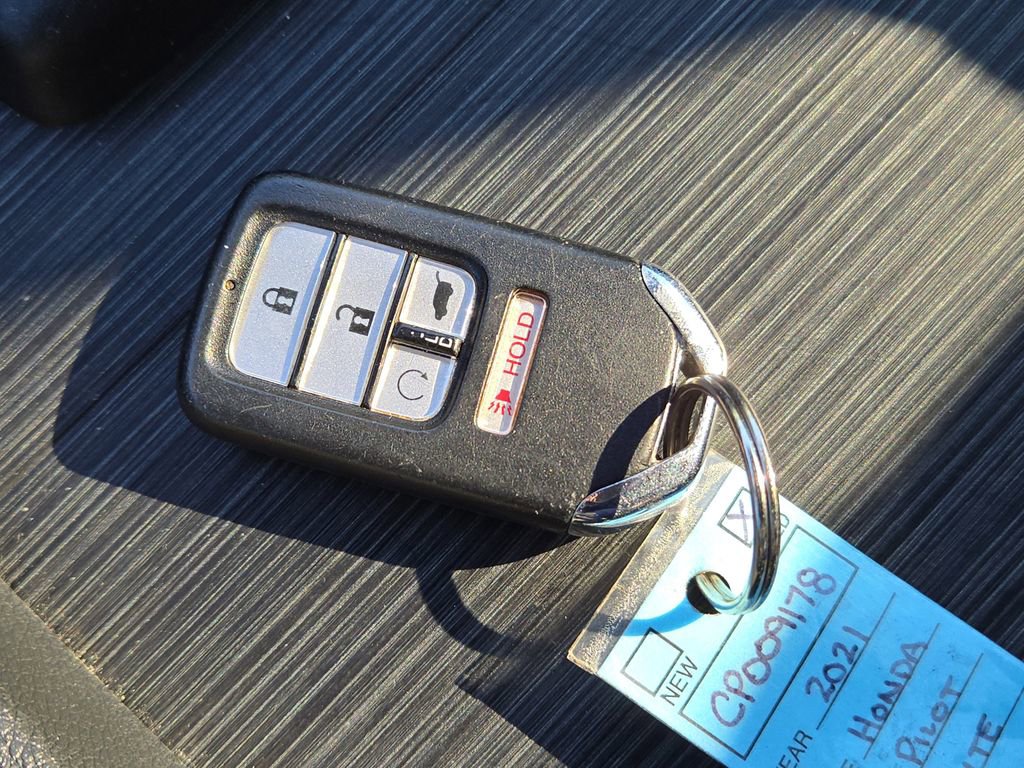 Used 2021 Honda Pilot Elite image 34