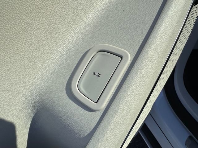 New 2026 Buick Enclave Avenir w/ Super Cruise Package image 23