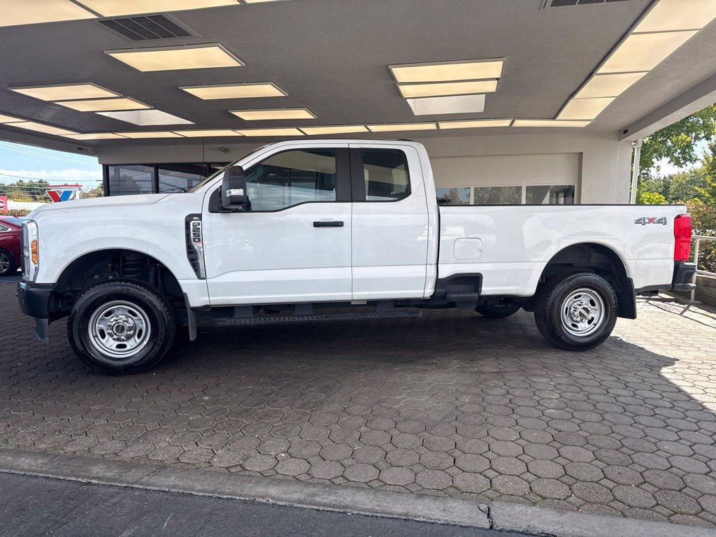 Used 2024 Ford F250 XL AWD/4WD image 9