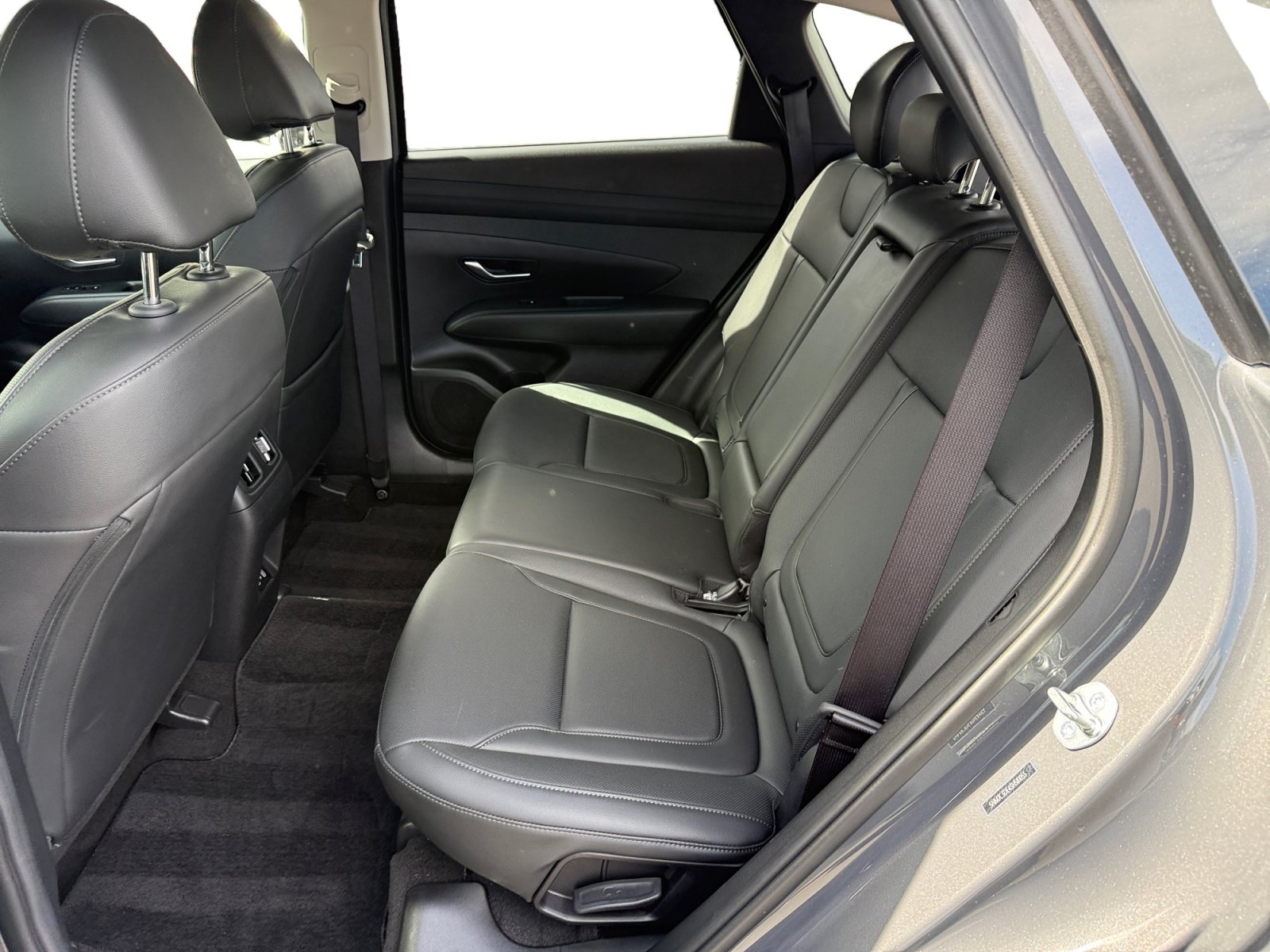 Certified 2025 Hyundai Tucson SEL FWD image 16