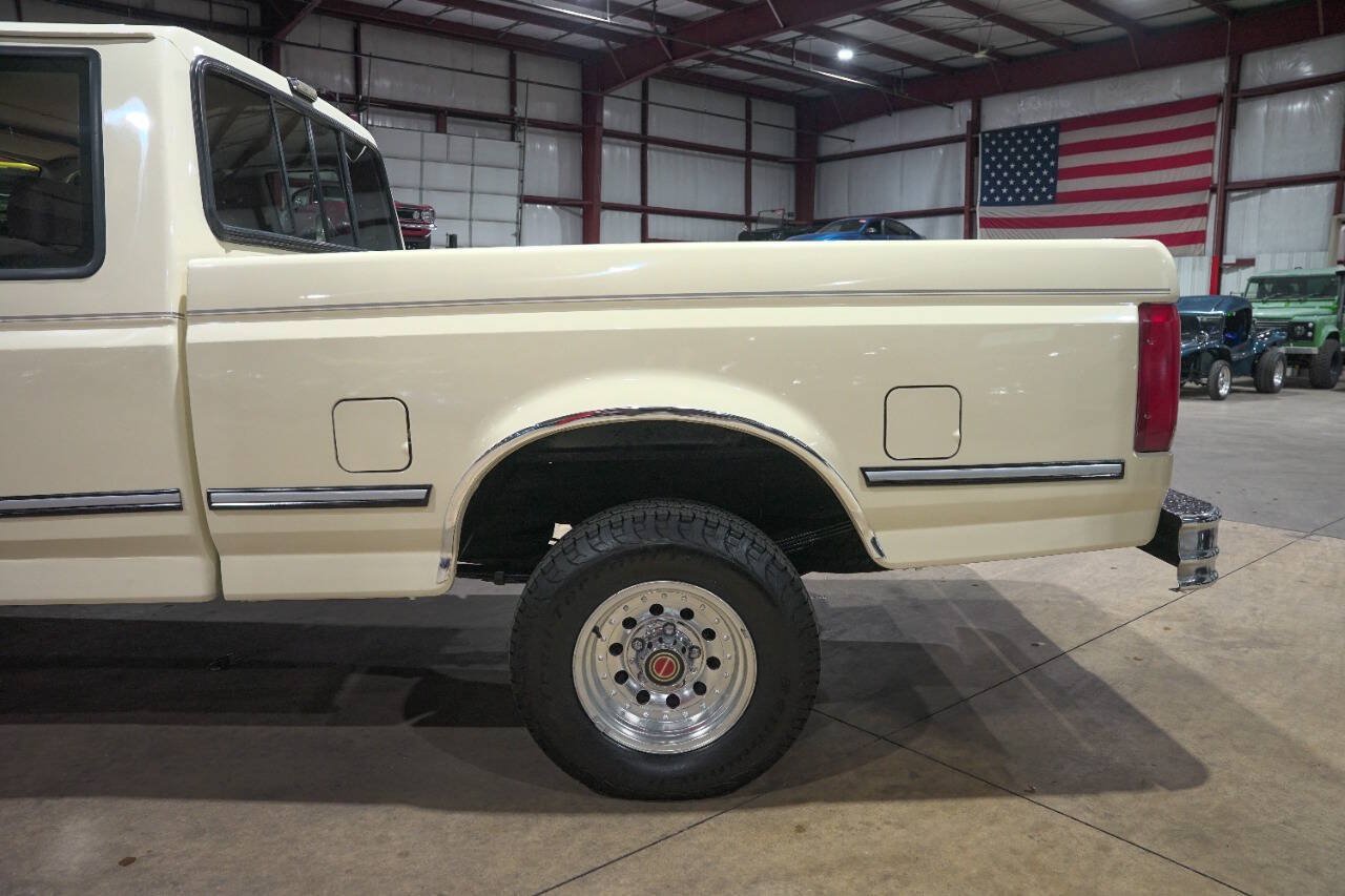 Used 1993 Ford F150 XL AWD/4WD image 5