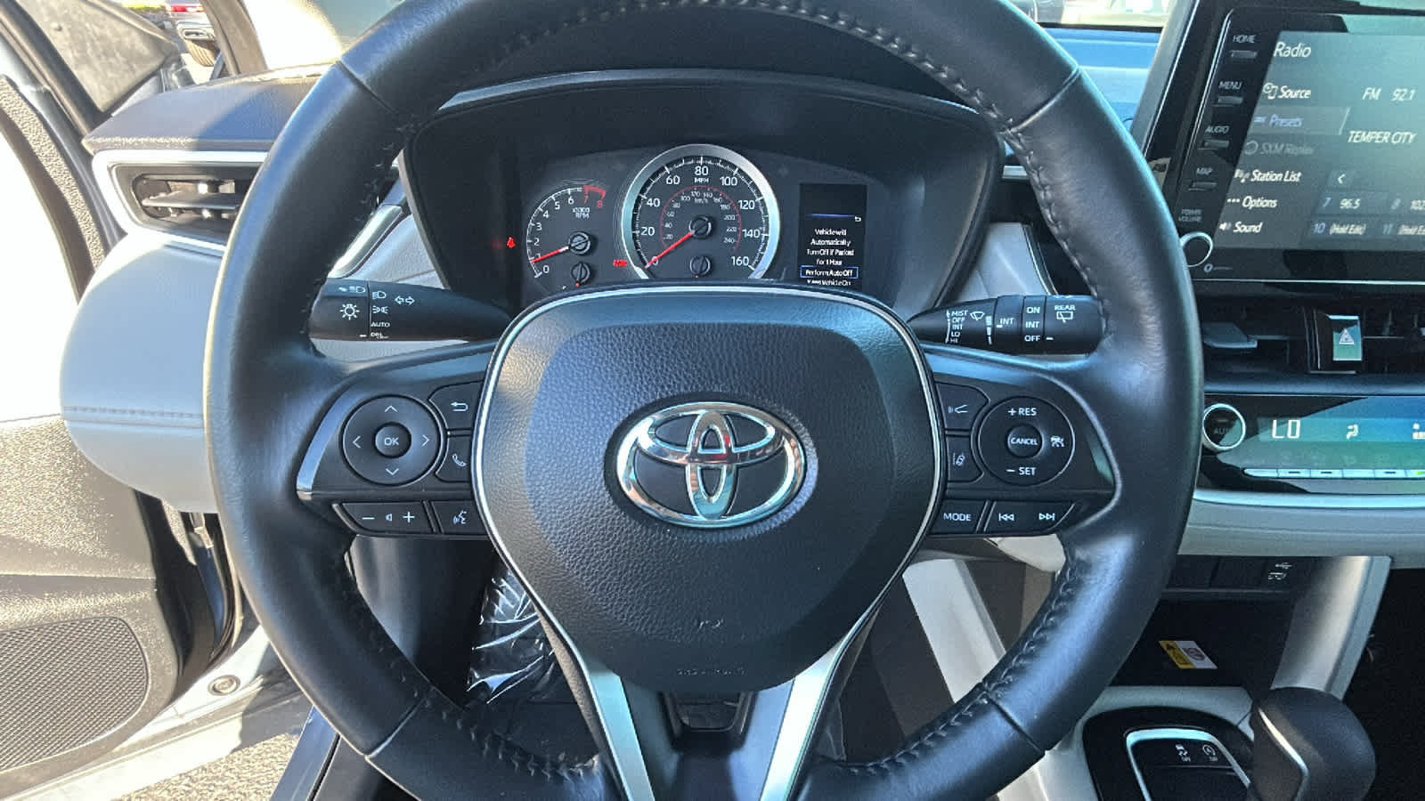 Used 2022 Toyota Corolla Cross LE AWD/4WD image 18