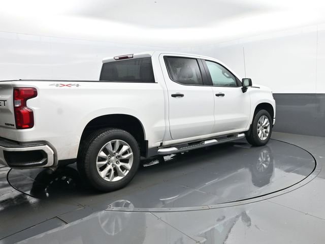 Used 2022 Chevrolet Silverado 1500 Custom w/ LPO, Dark Essentials Package image 19