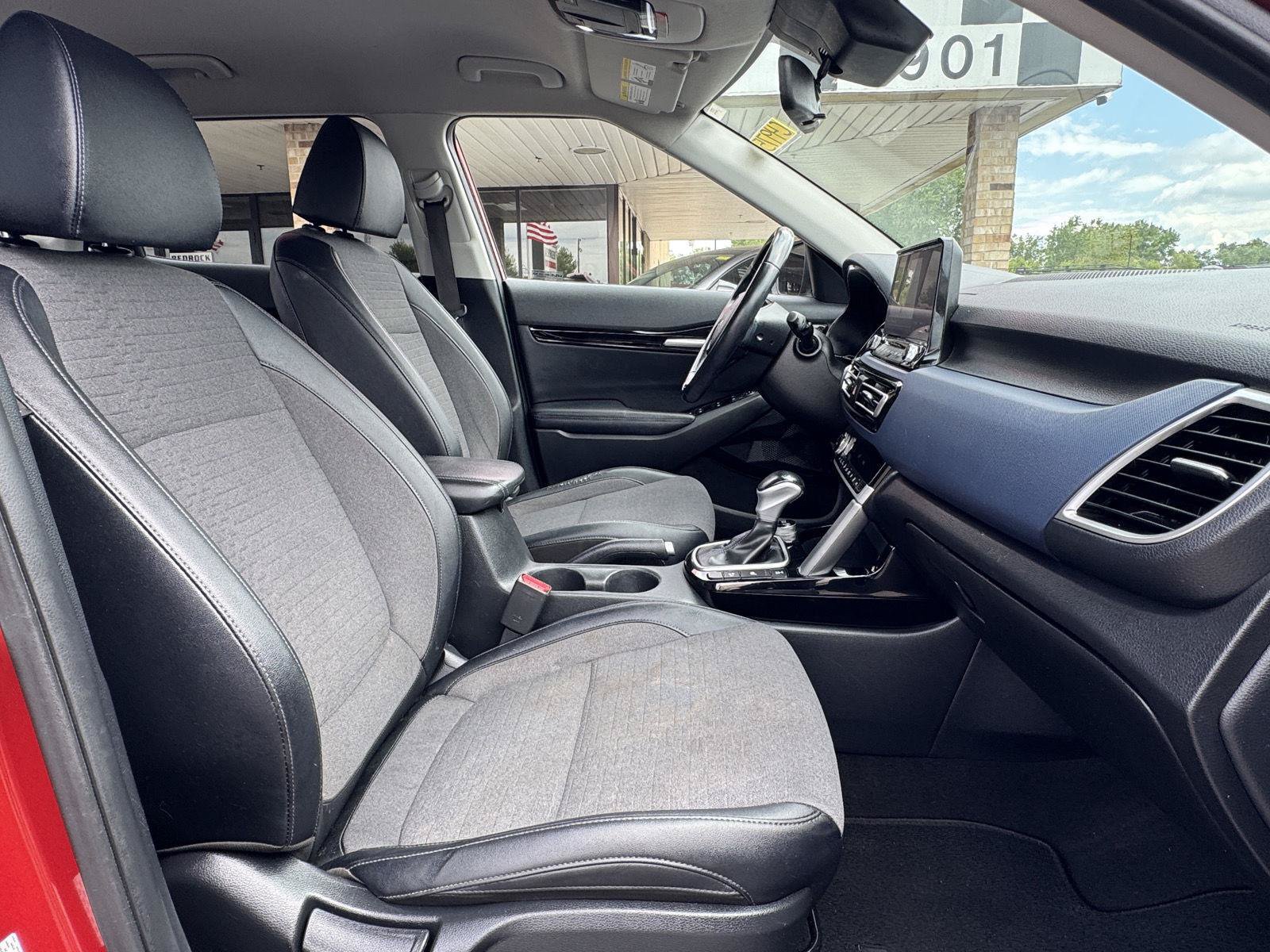 Used 2022 Kia Seltos S AWD/4WD image 24