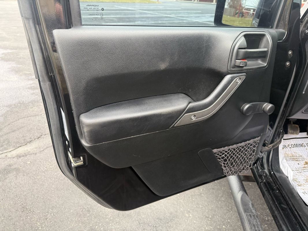 Used 2017 Jeep Wrangler Unlimited Sport image 7