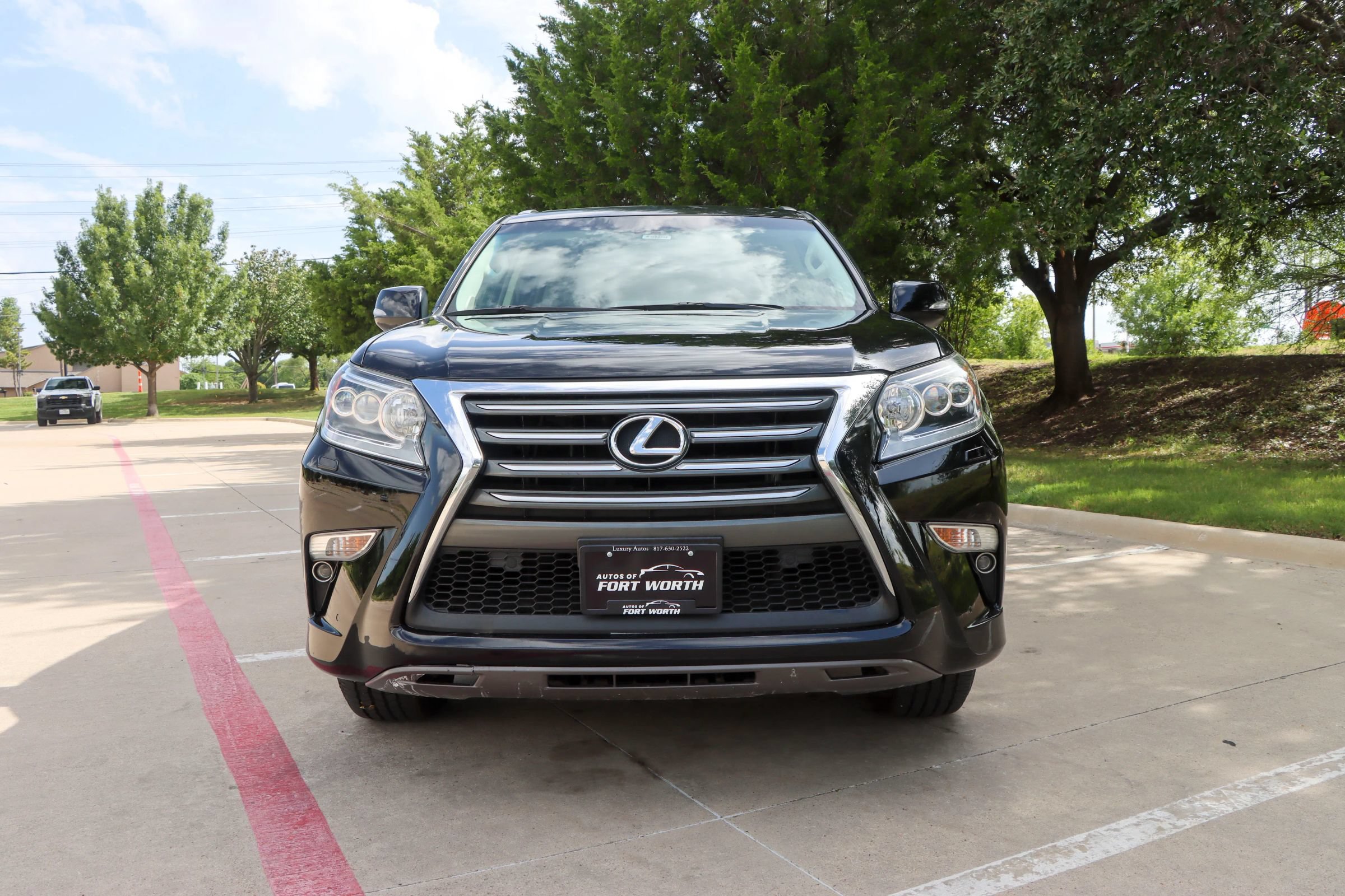 Used 2016 Lexus GX 460 w/ Premium Package AWD/4WD image 2