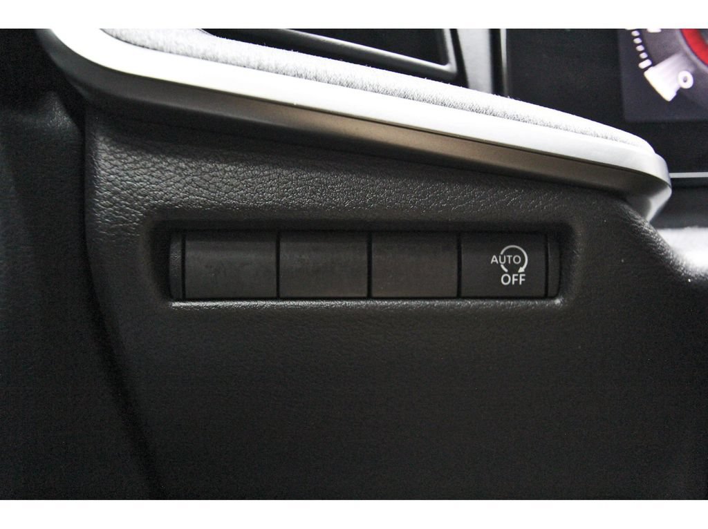 Used 2026 Nissan Kicks SV w/ SV Premium Package FWD image 23