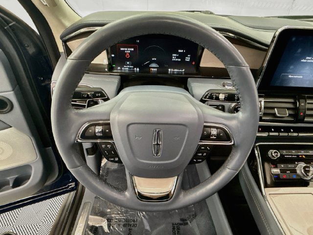 Used 2019 Lincoln Navigator Black Label AWD/4WD image 11