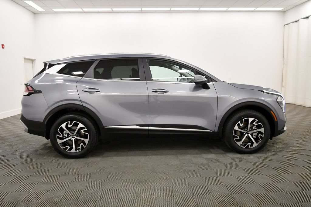 Certified 2023 Kia Sportage EX AWD/4WD image 9