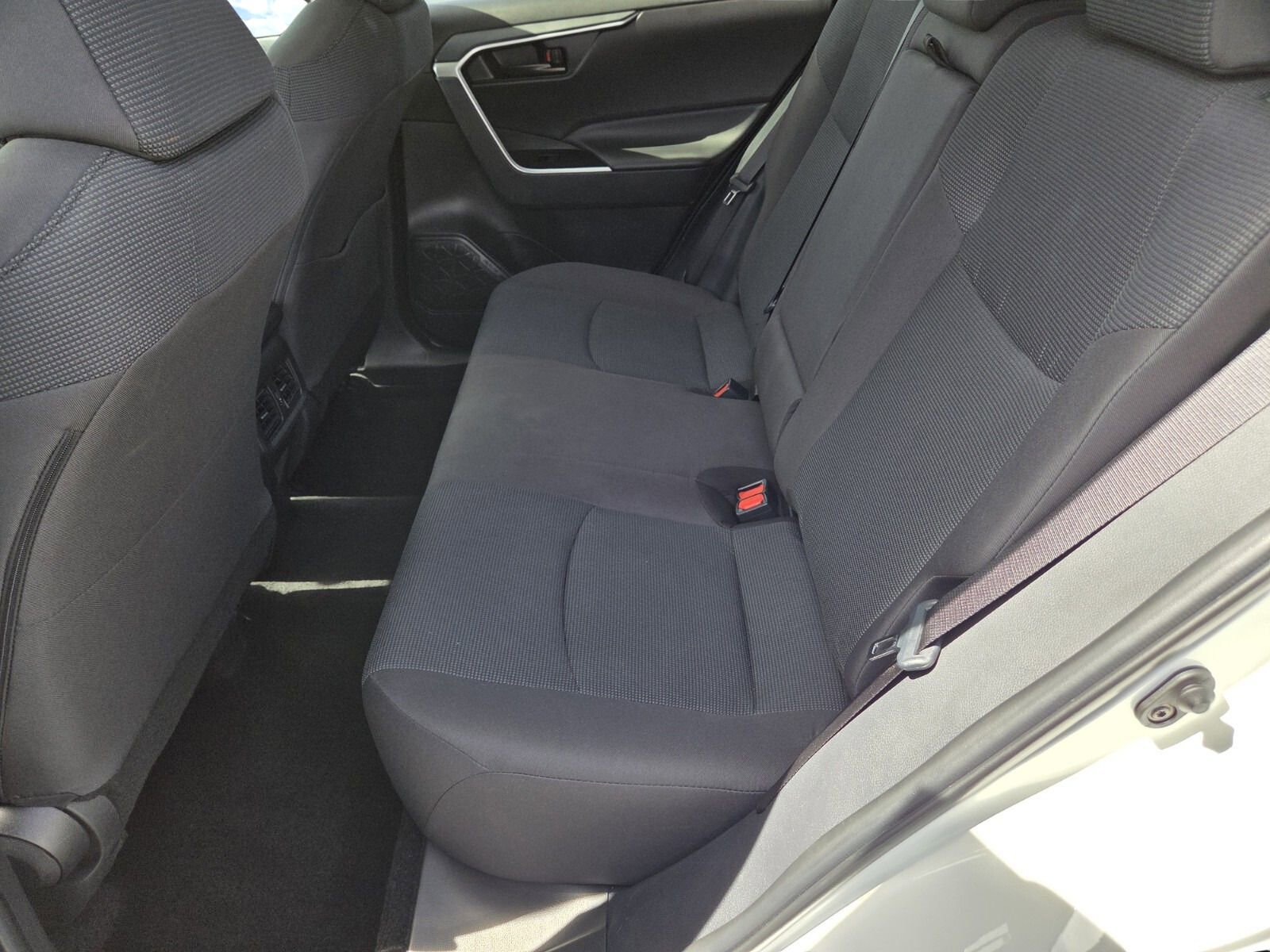 Used 2025 Toyota RAV4 LE FWD image 8