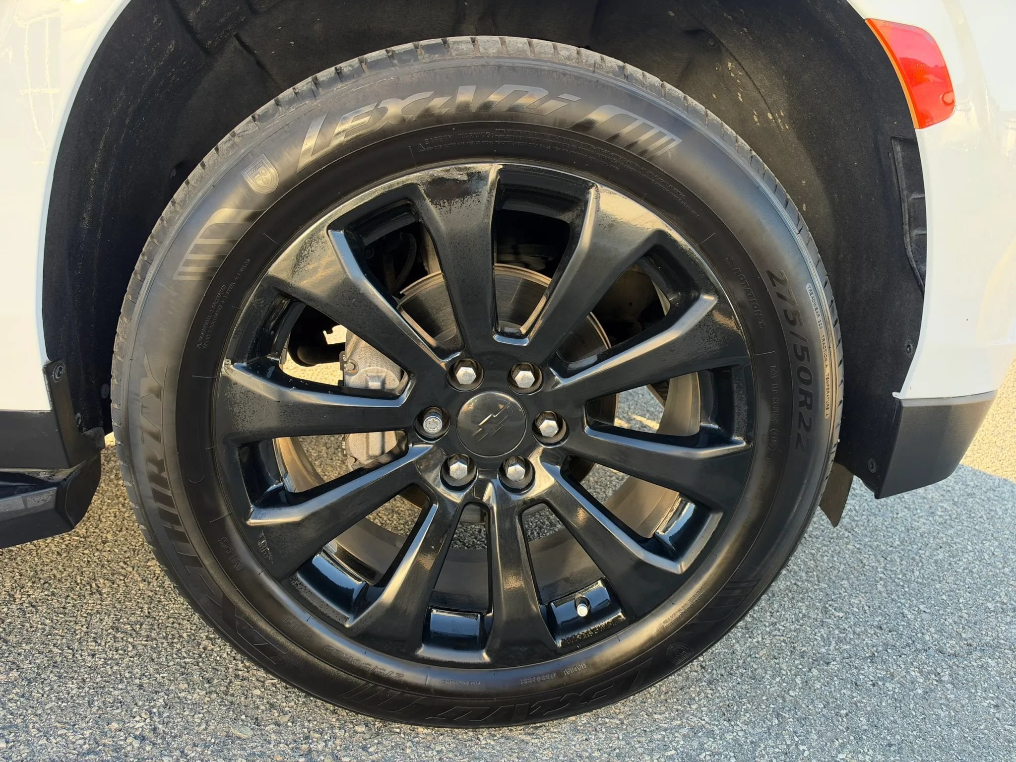 Used 2021 Chevrolet Tahoe Premier AWD/4WD image 35
