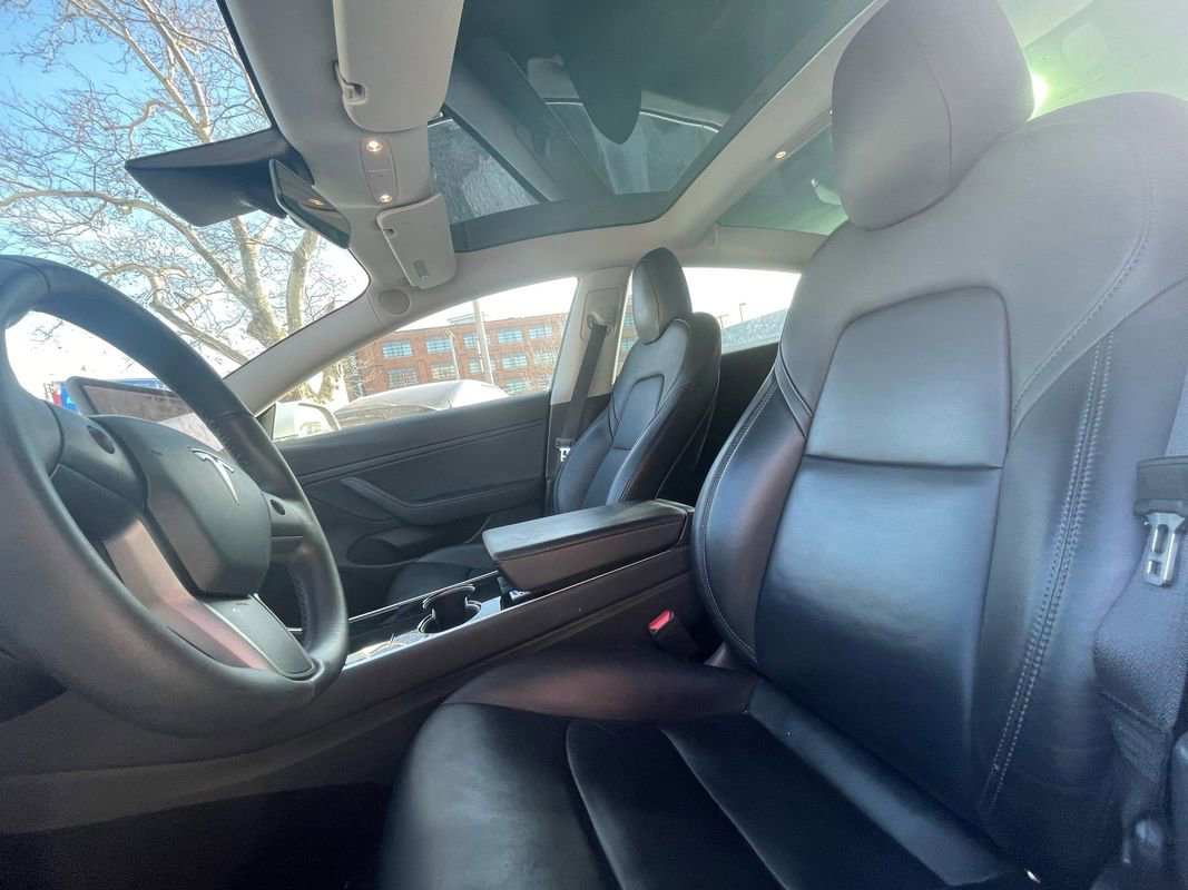 Used 2019 Tesla Model 3 Long Range image 13