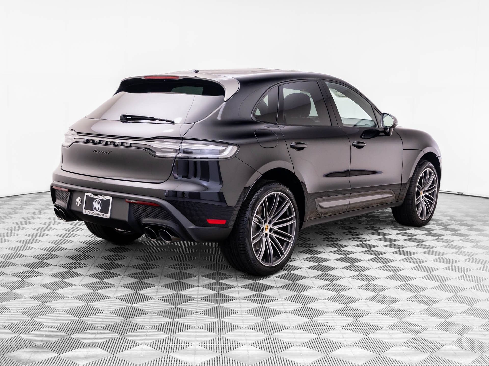 New 2026 Porsche Macan Turbo AWD/4WD image 8