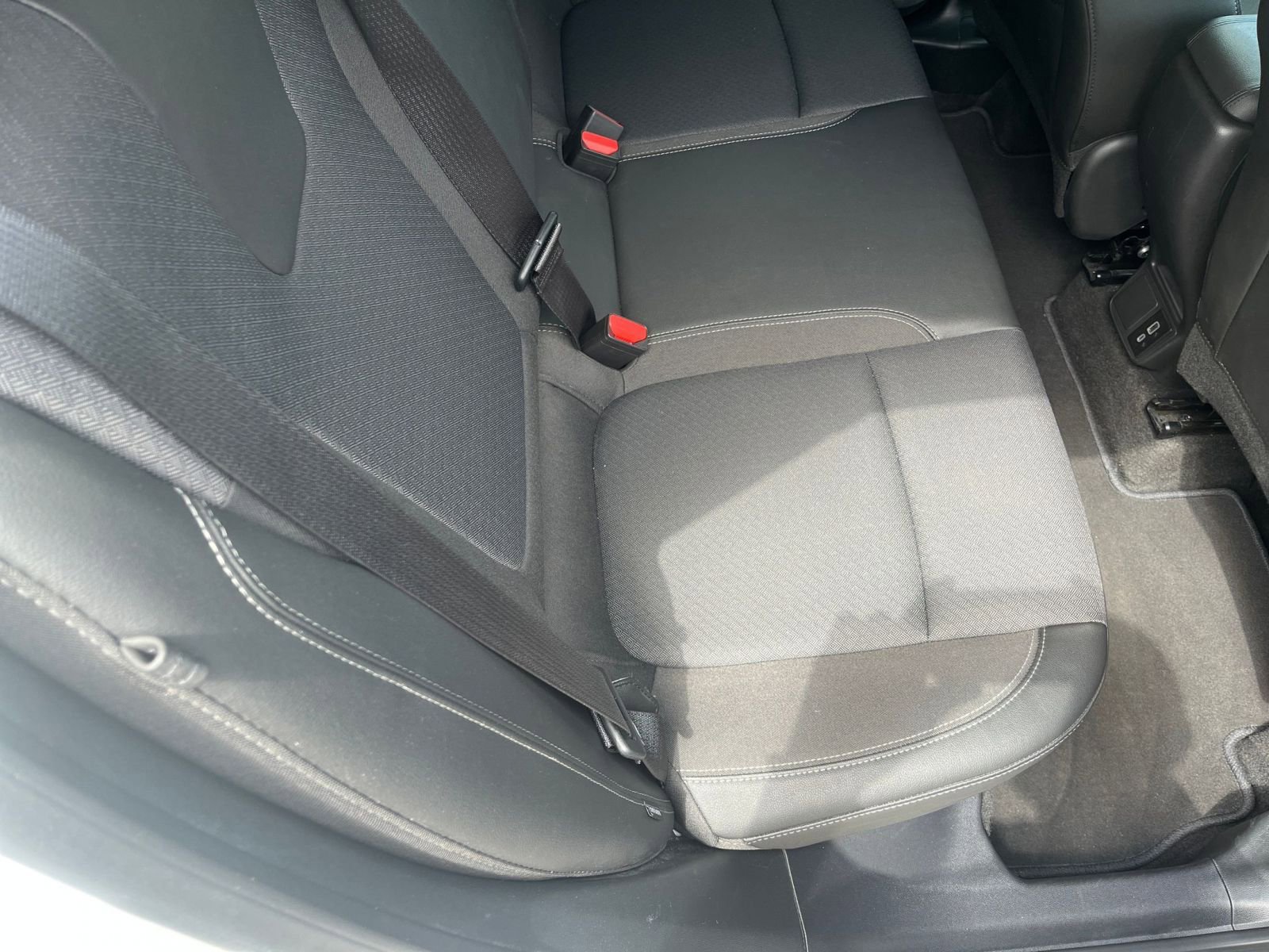 Used 2025 Buick Encore GX Preferred FWD image 38