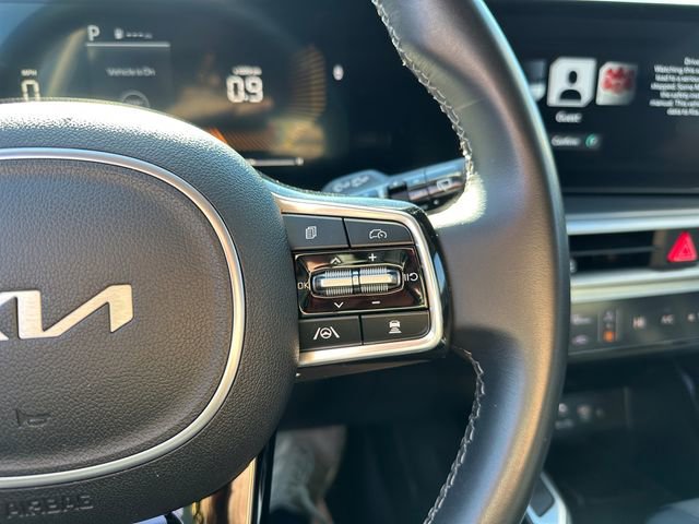 Used 2024 Kia Sorento S image 23