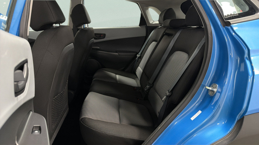 Used 2019 Hyundai Kona SE AWD/4WD image 38