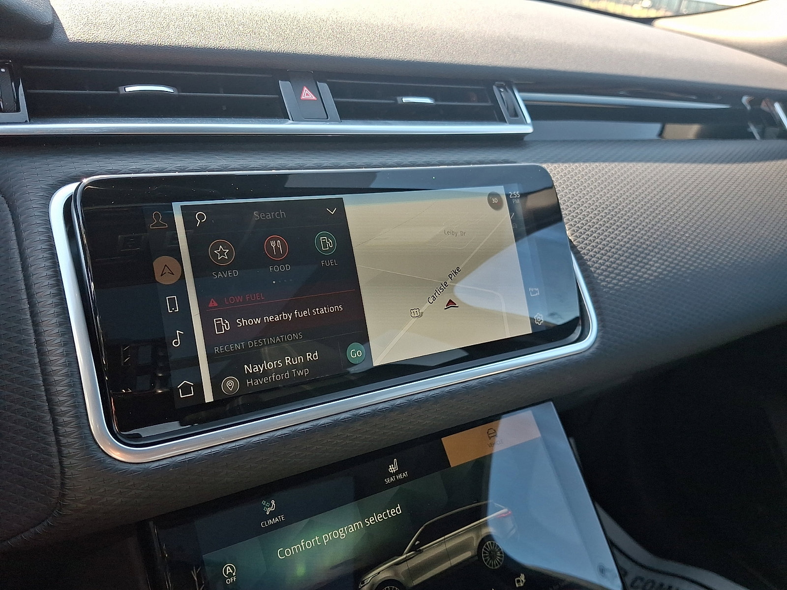 Used 2021 Land Rover Range Rover Velar R-Dynamic S image 17