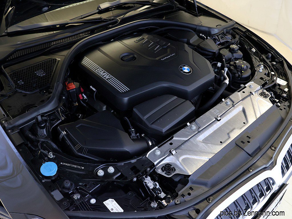 Certified 2023 BMW 330i xDrive Sedan w/ Premium Package image 36