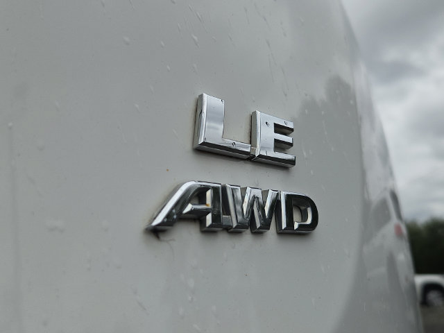 Used 2014 Toyota RAV4 LE AWD/4WD image 30