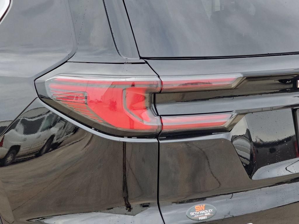 New 2026 GMC Acadia Denali w/ Super Cruise Package FWD image 35