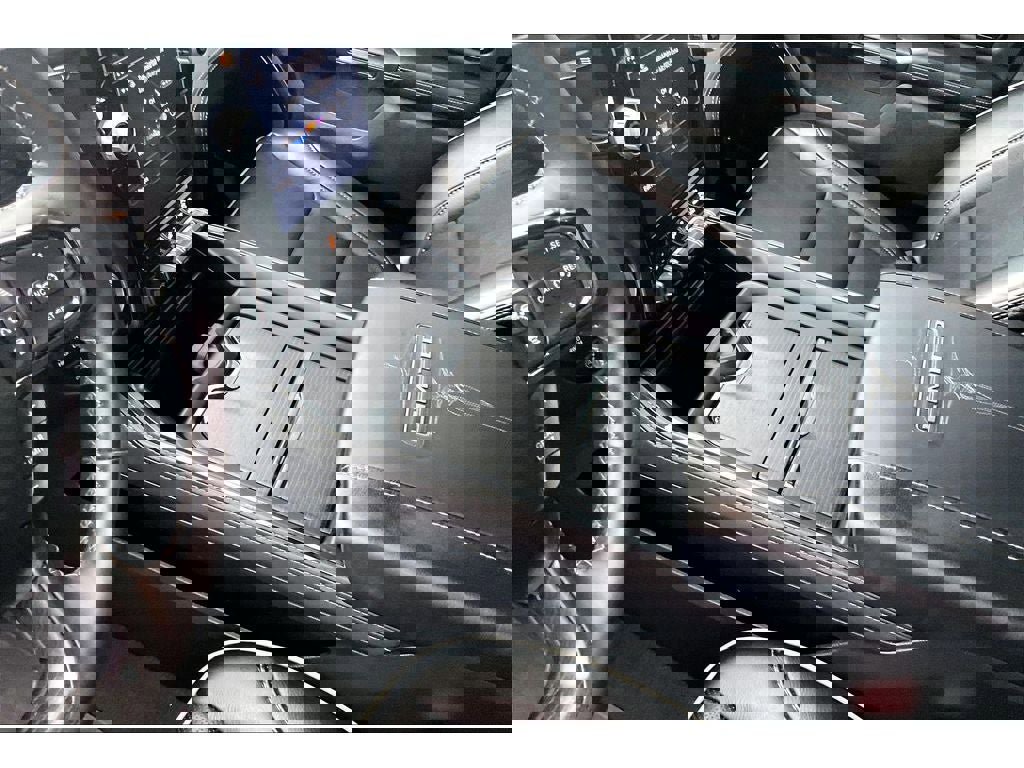 Used 2024 RAM 1500 Limited image 19