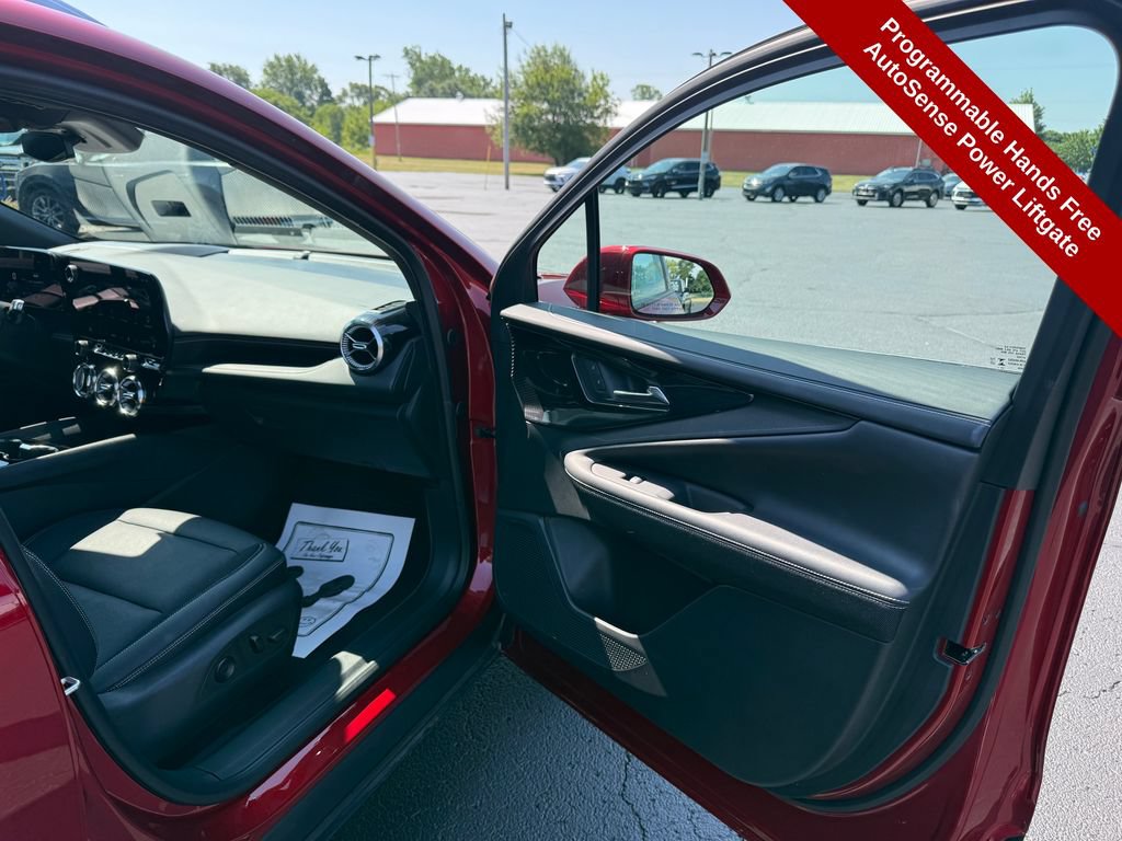 Used 2024 Chevrolet Blazer EV LT AWD/4WD image 42