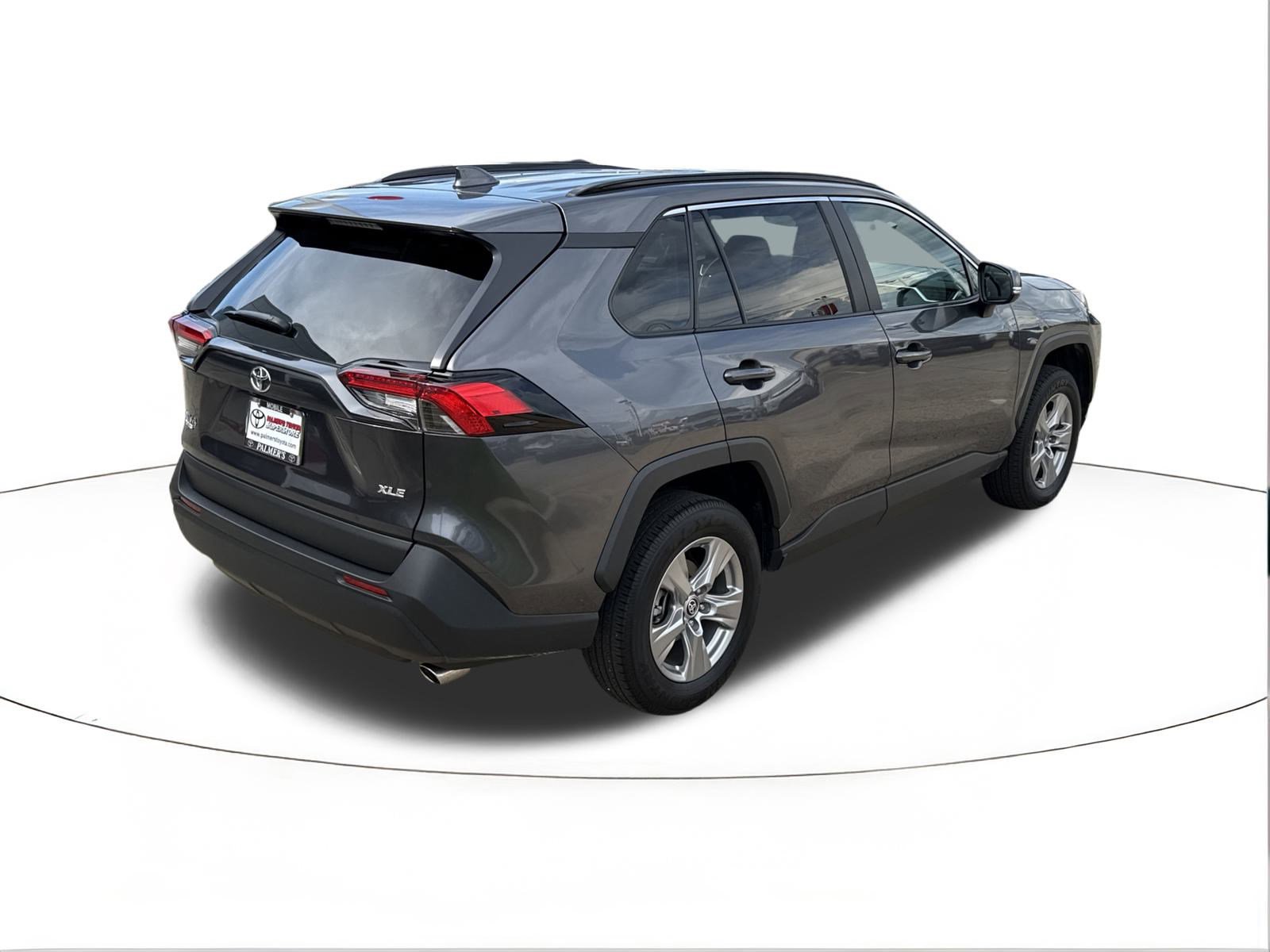 Used 2024 Toyota RAV4 XLE image 3