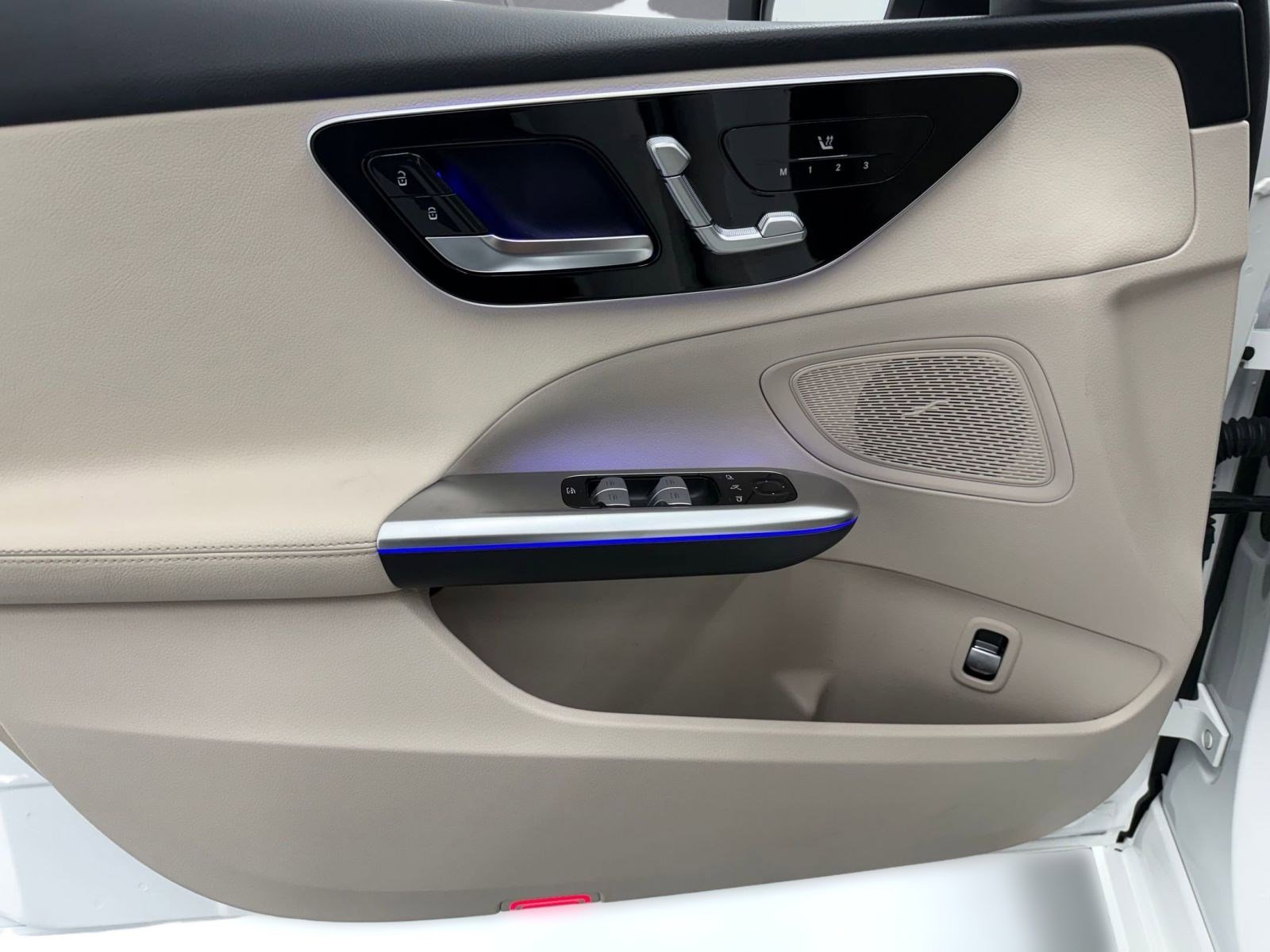 Certified 2023 Mercedes-Benz C 300 Sedan image 12