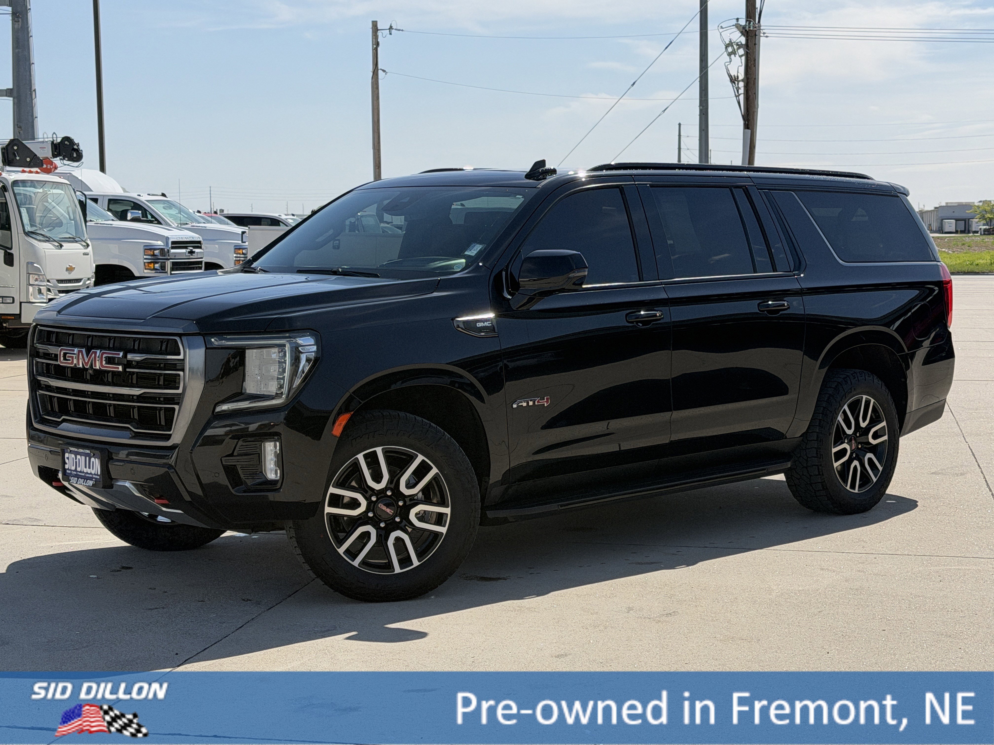 Certified 2023 GMC Yukon XL AT4 w/ Technology Package AWD/4WD image 1