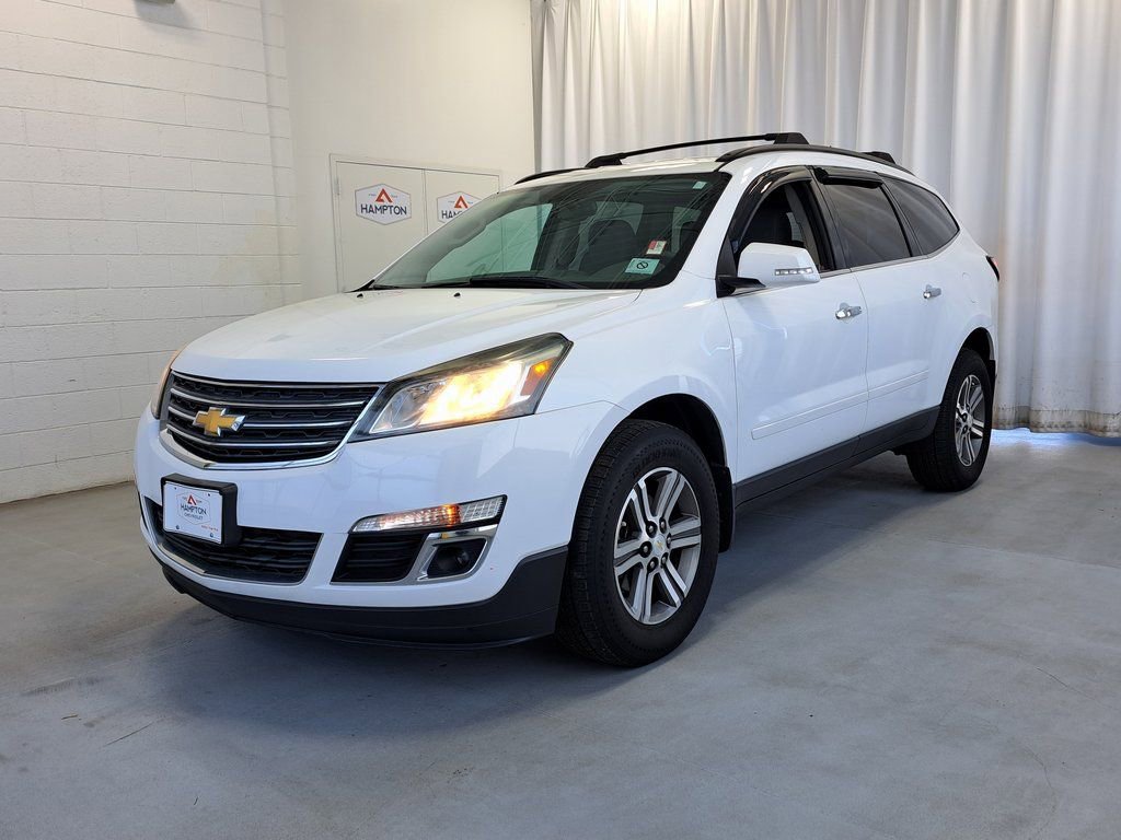 Used 2016 Chevrolet Traverse LT image 2