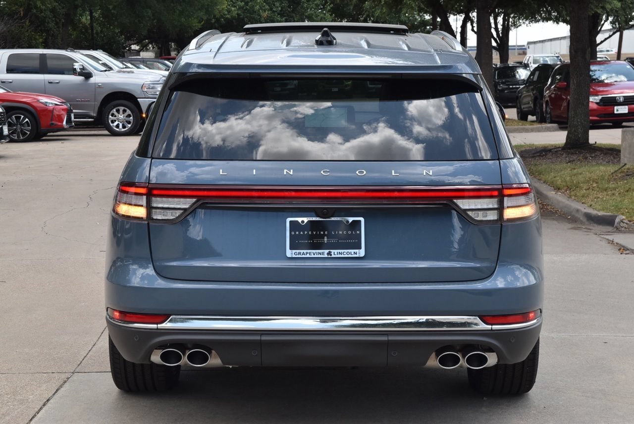 New 2026 Lincoln Aviator Reserve RWD image 8