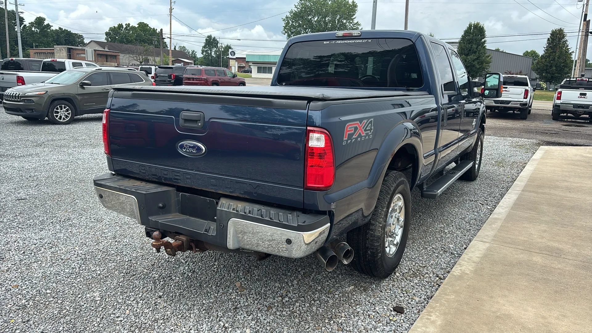 Used 2016 Ford F250 XLT w/ XLT Premium Package AWD/4WD image 6