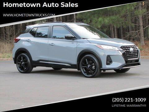 Used 2024 Nissan Kicks SR image 1