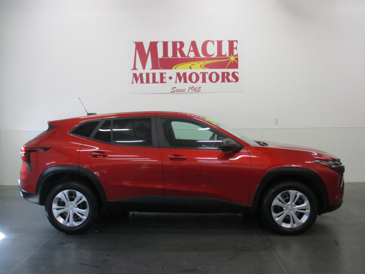 Used 2024 Chevrolet Trax LS image 6